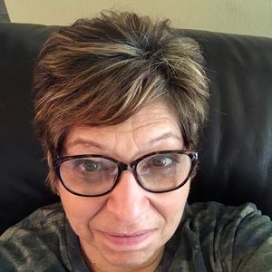 Meet your Posher, Linda